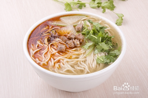 牛肉拉面的做法步骤