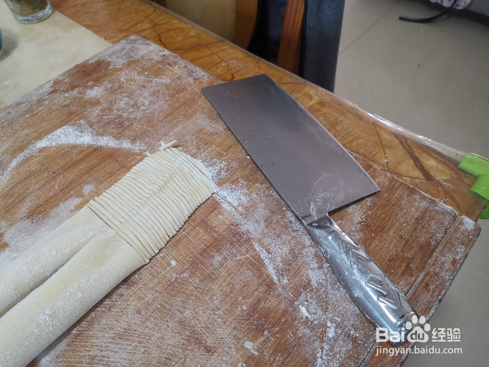 鸡蛋手擀面的做法