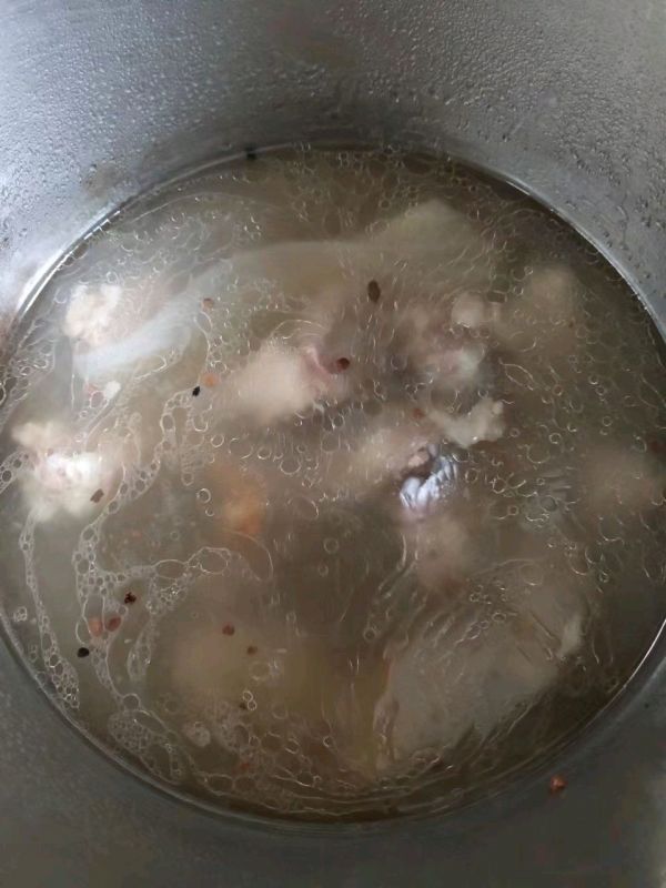 山药木耳排骨汤