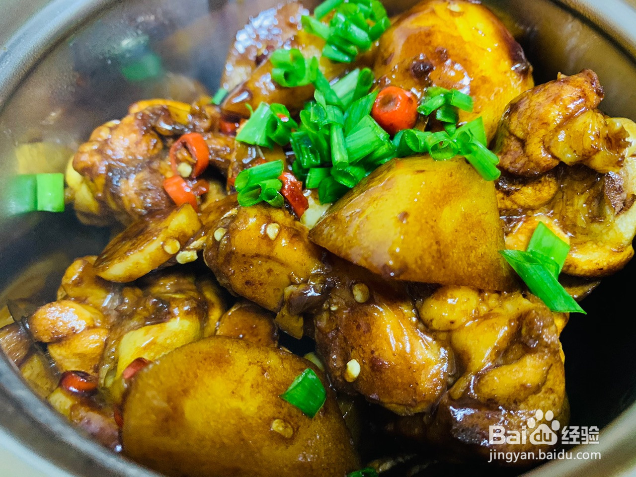 翅根烧土豆的做法