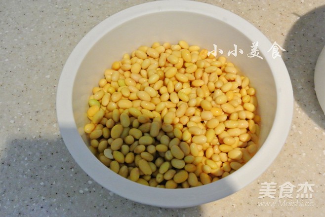 排骨炖黄豆海带