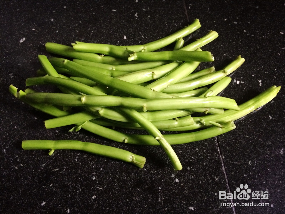 空心菜用两种方法制作