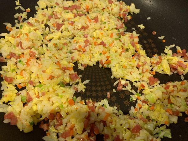 粒粒分明时蔬蛋炒饭