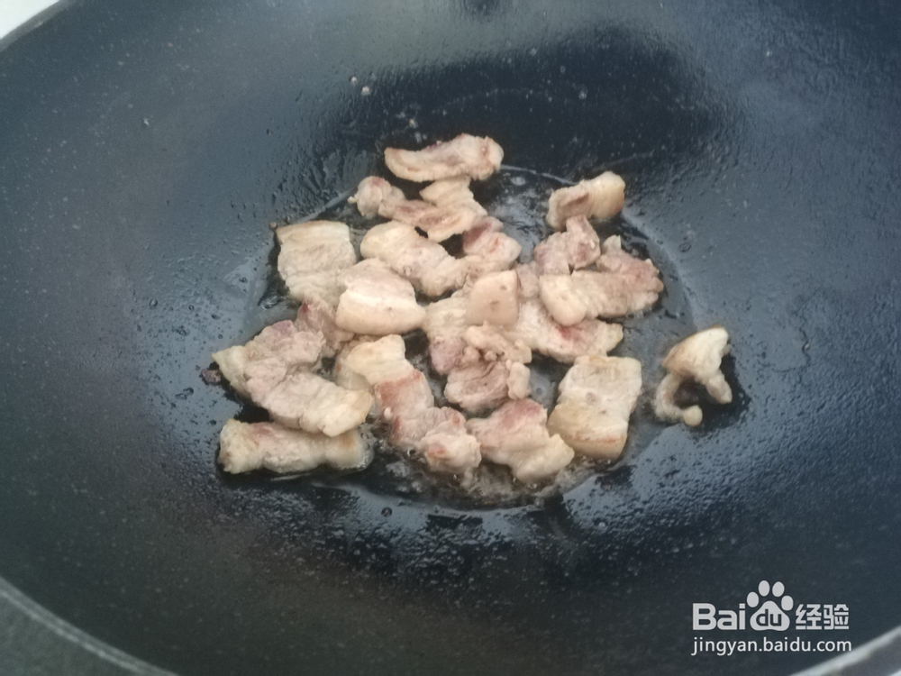 美味的五花肉炒菜花