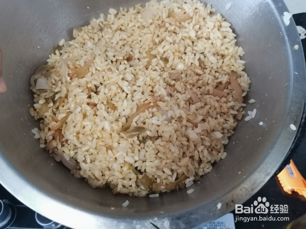 榨菜肉丝蛋炒饭