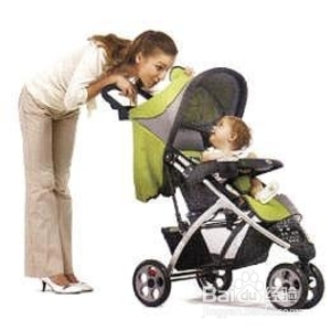 不同月龄宝宝如何选择推车?