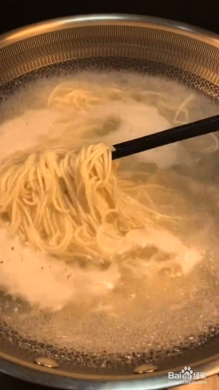 如何制作美食麻酱拌凉面？