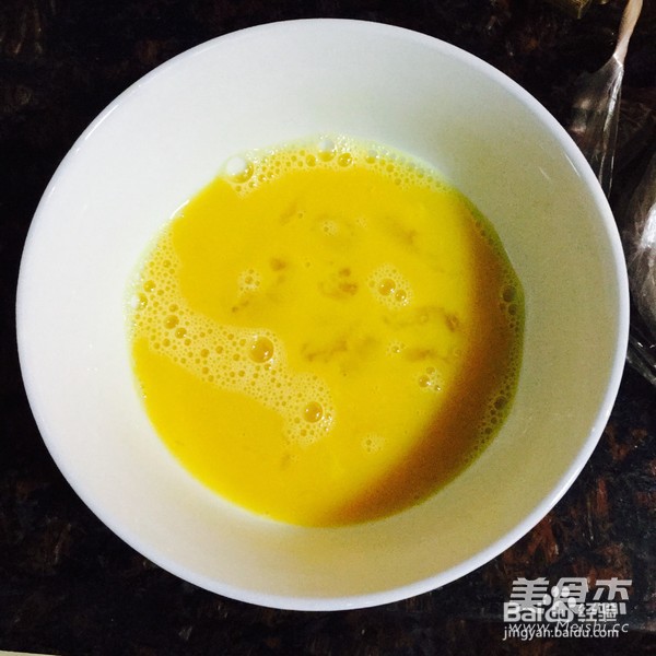 菜心炒河粉的做法