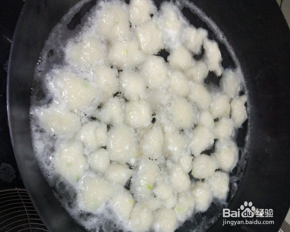一个人做龙利鱼丸