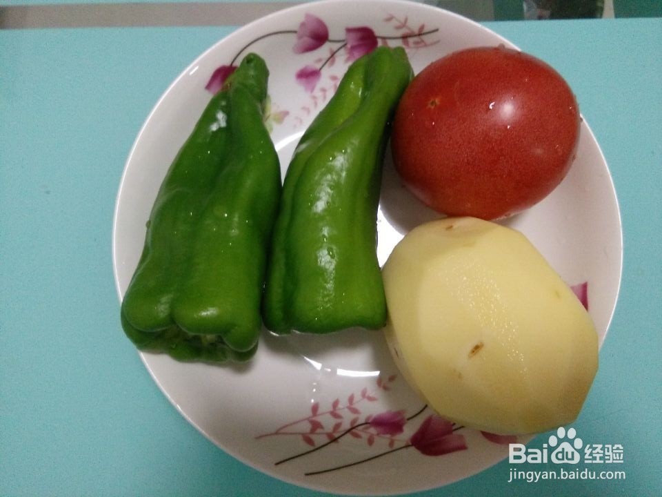 #美食# 家常青椒土豆片的简单做法