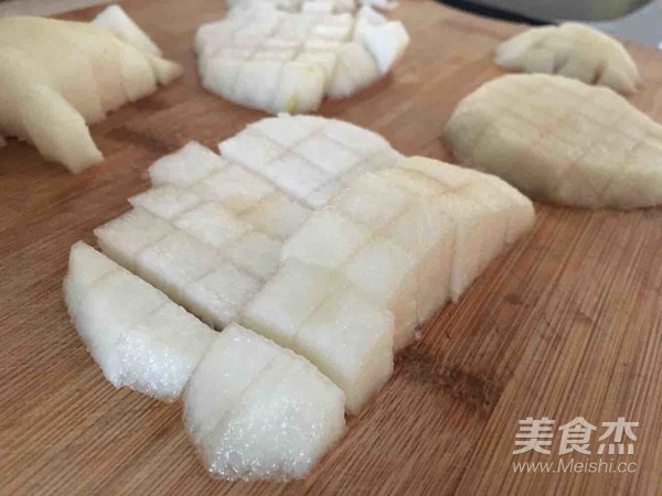 银耳炖雪梨的做法
