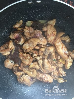 自制美味的红烧鸡肉的做法