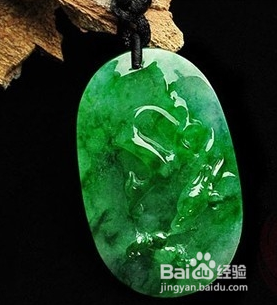 如何鉴别翡翠的好坏