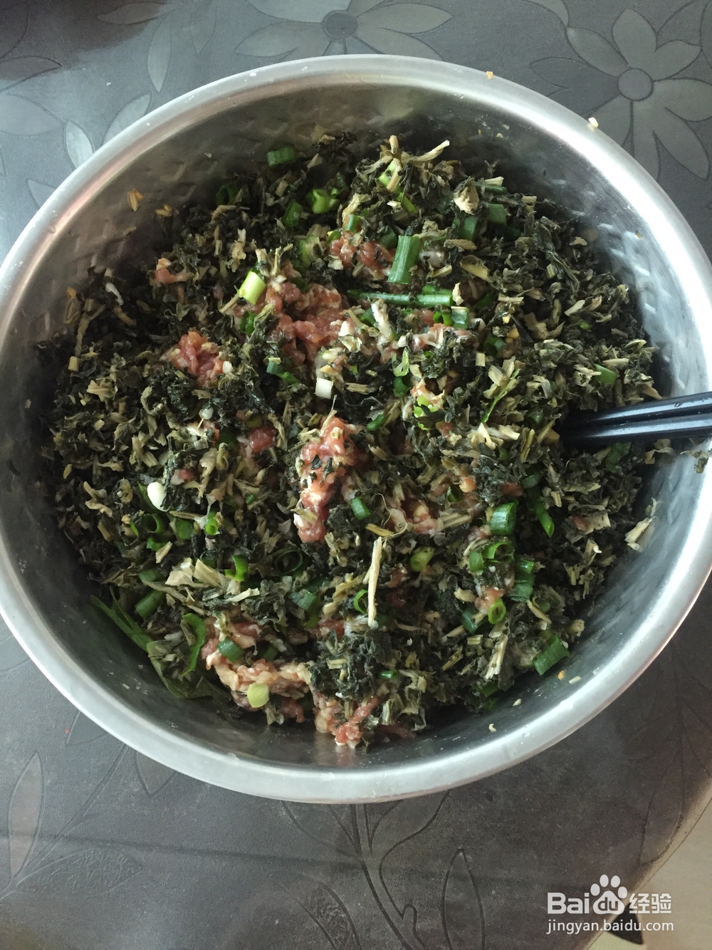 就该这样做梅干菜肉饼