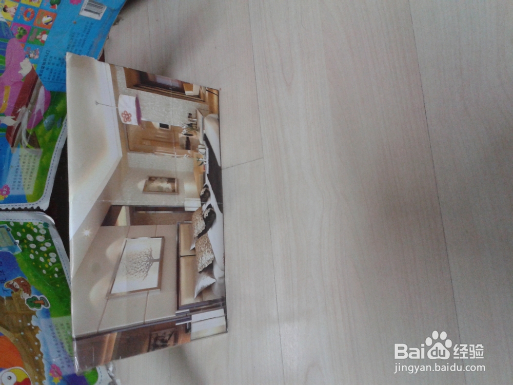 和宝宝做手工之废物利用制作圣诞树