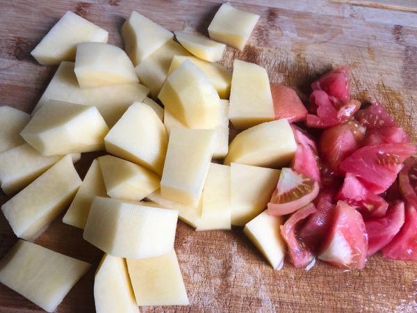 西红柿土豆牛腩浓汤