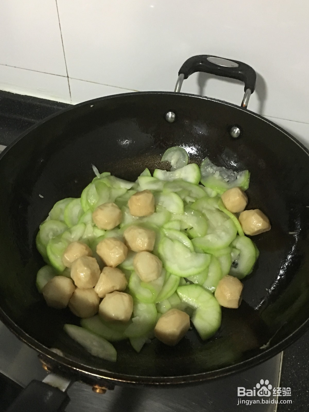 怎样做好吃的蒲瓜煮鱼蛋？