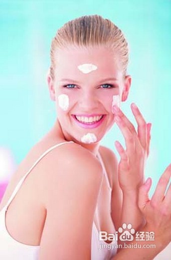 夏日使用防晒霜哪种质地适合你？