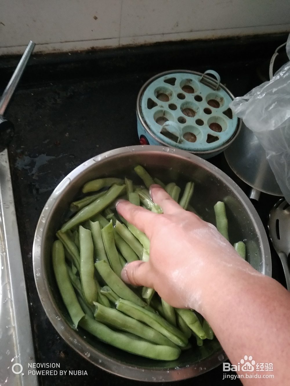 鸡翅花生炖豆角
