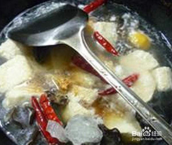 怎么做黑木耳栗子烧小素鸡