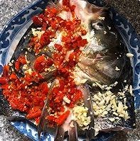 家常简易版剁椒鱼头