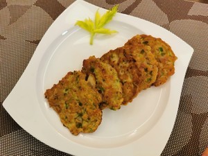 熏肉蔬菜饼的做法