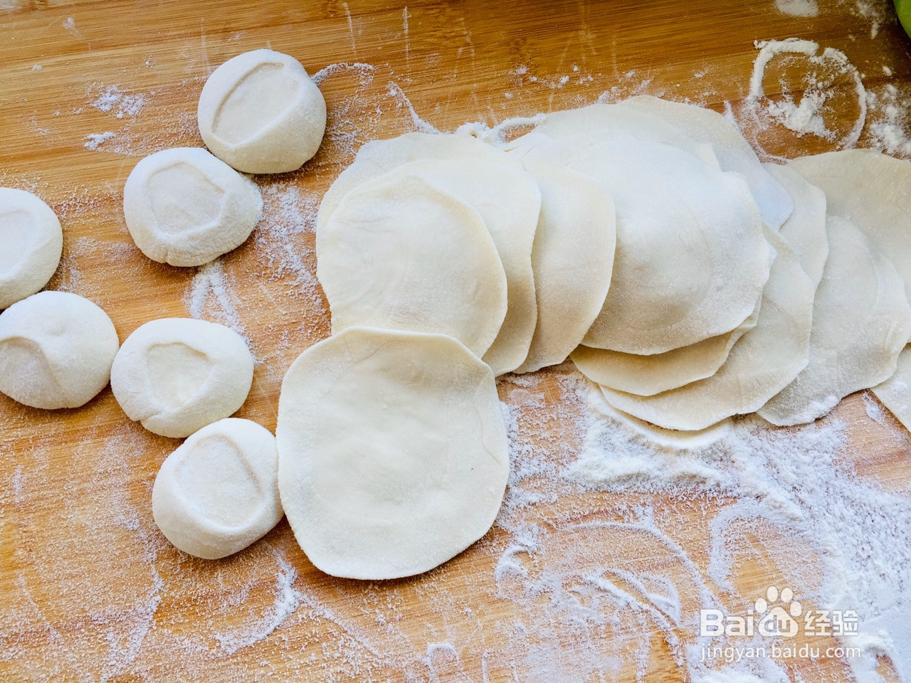槐花肉水饺的做法