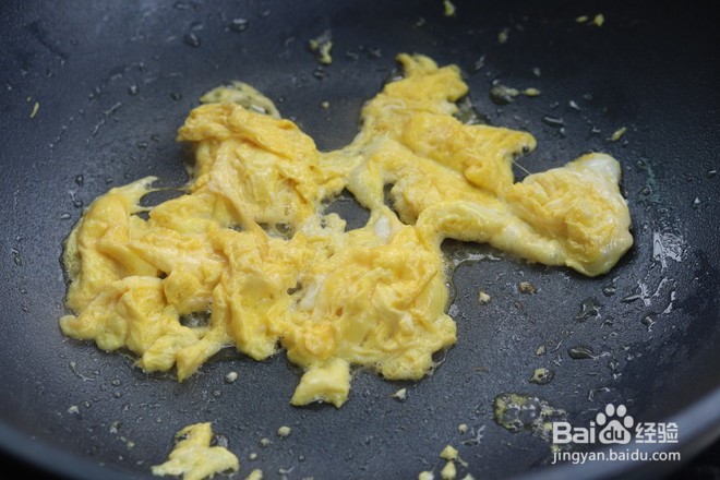 鸡蛋木耳炒菠菜