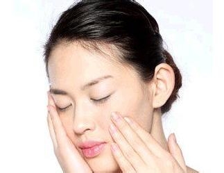 脸部按摩法8个小步骤按走皱纹