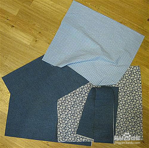 免费的缝纫模式与口袋两个口气手提袋