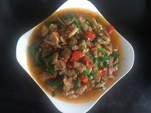 家常蒜苗炒肉