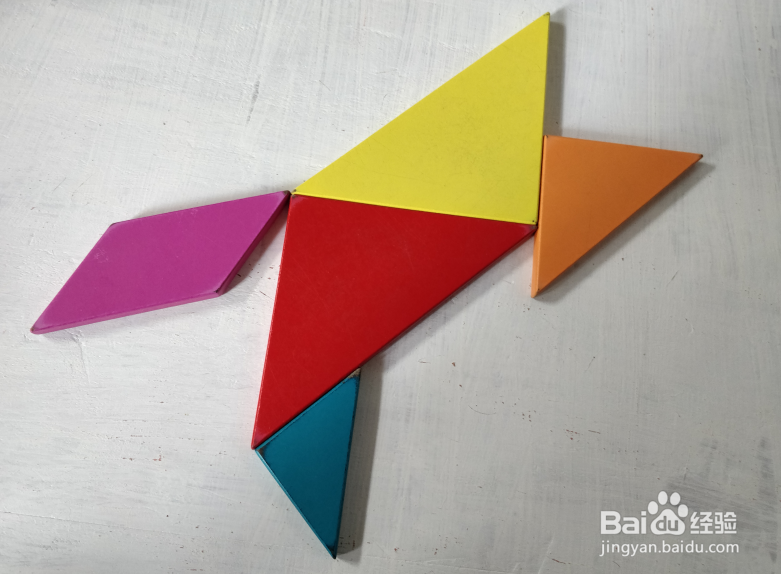 用七巧板怎样拼一只兴奋跳跃的狗?