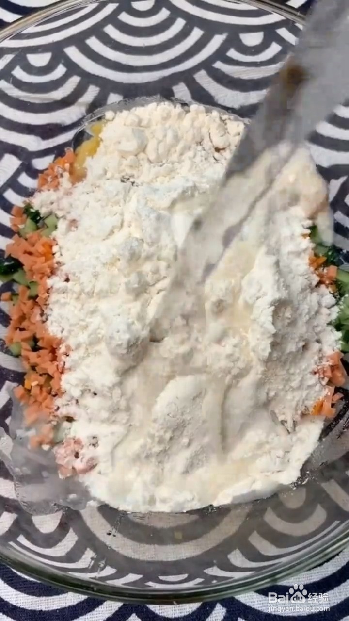 如何自制美味好吃的蔬菜馅饼