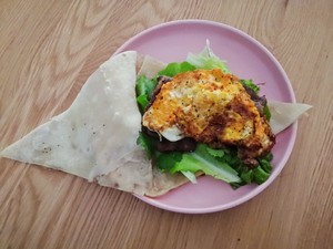 丰盛早餐卷饼的做法