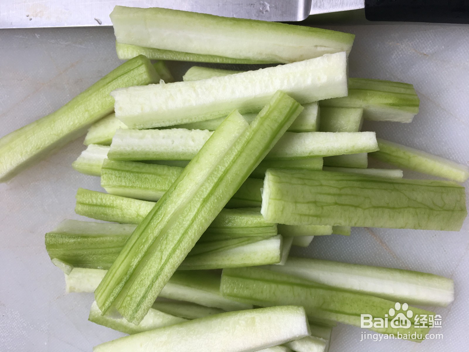 如何做丝瓜鱼丸汤泡饼