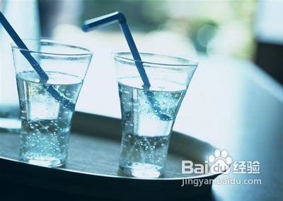 喜欢斗地主的老年人有哪些需注意的营养问题