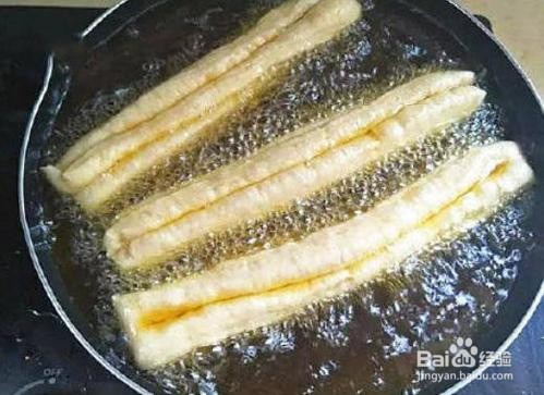 自己炸油条怎么炸又酥又好吃