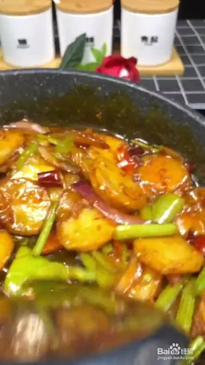 如果制作干锅土豆片