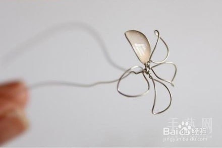 指甲油变身小清新花环