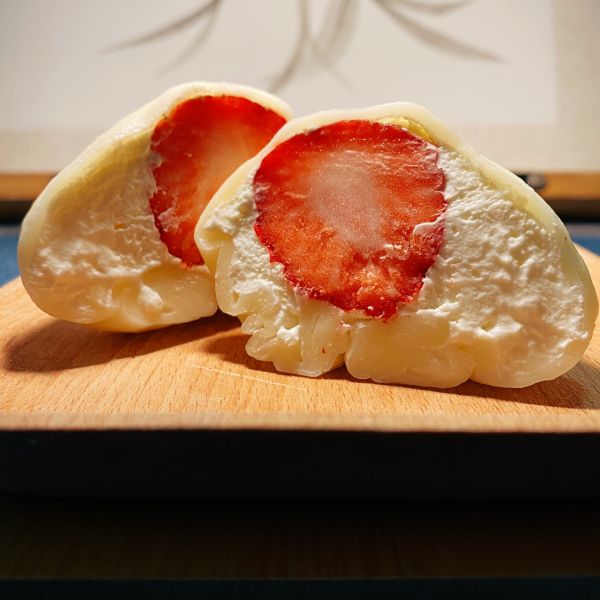 草莓奥利奥雪媚娘