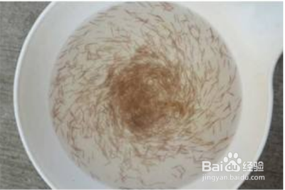 水族缸里面的鱼卵怎么弄出来