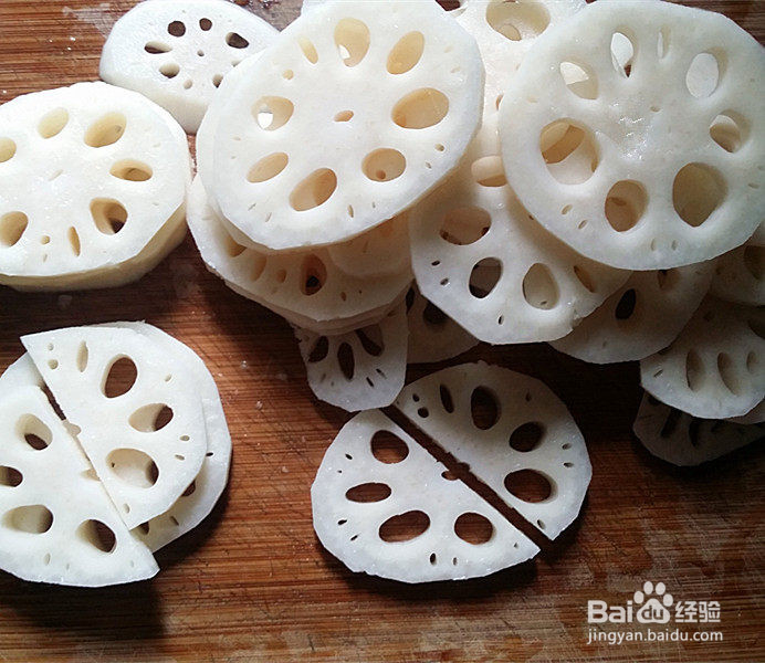 筒骨莲藕汤制作