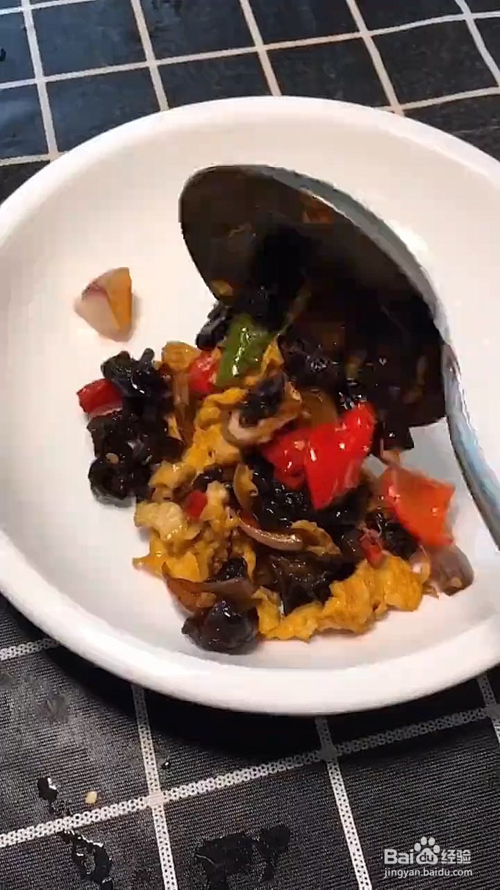 洋葱炒鸡蛋怎么做才好吃