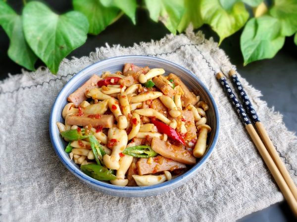 白玉菇炒午餐肉