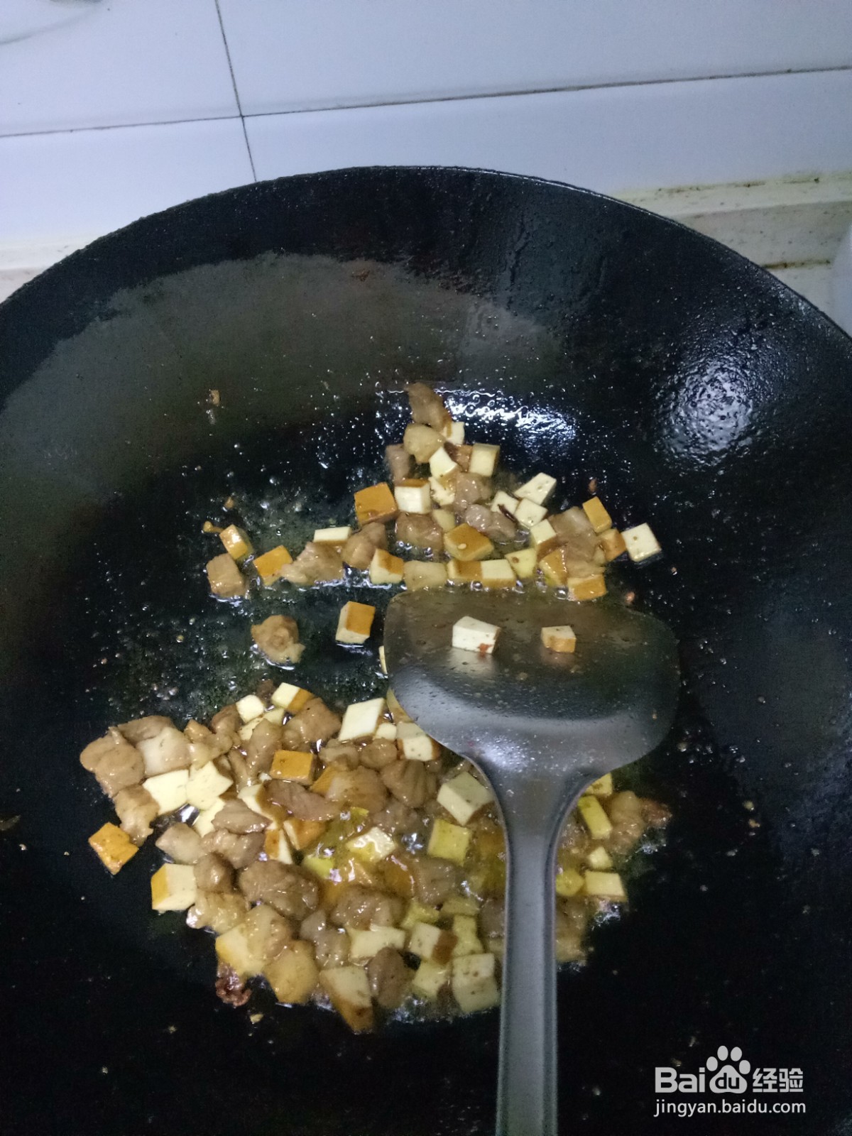 蒜薹炒豆干肉丁