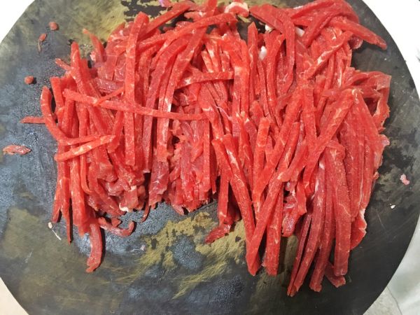 泡椒芹菜牛肉丝