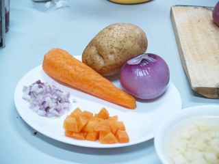 异国风情咖喱牛肉饭