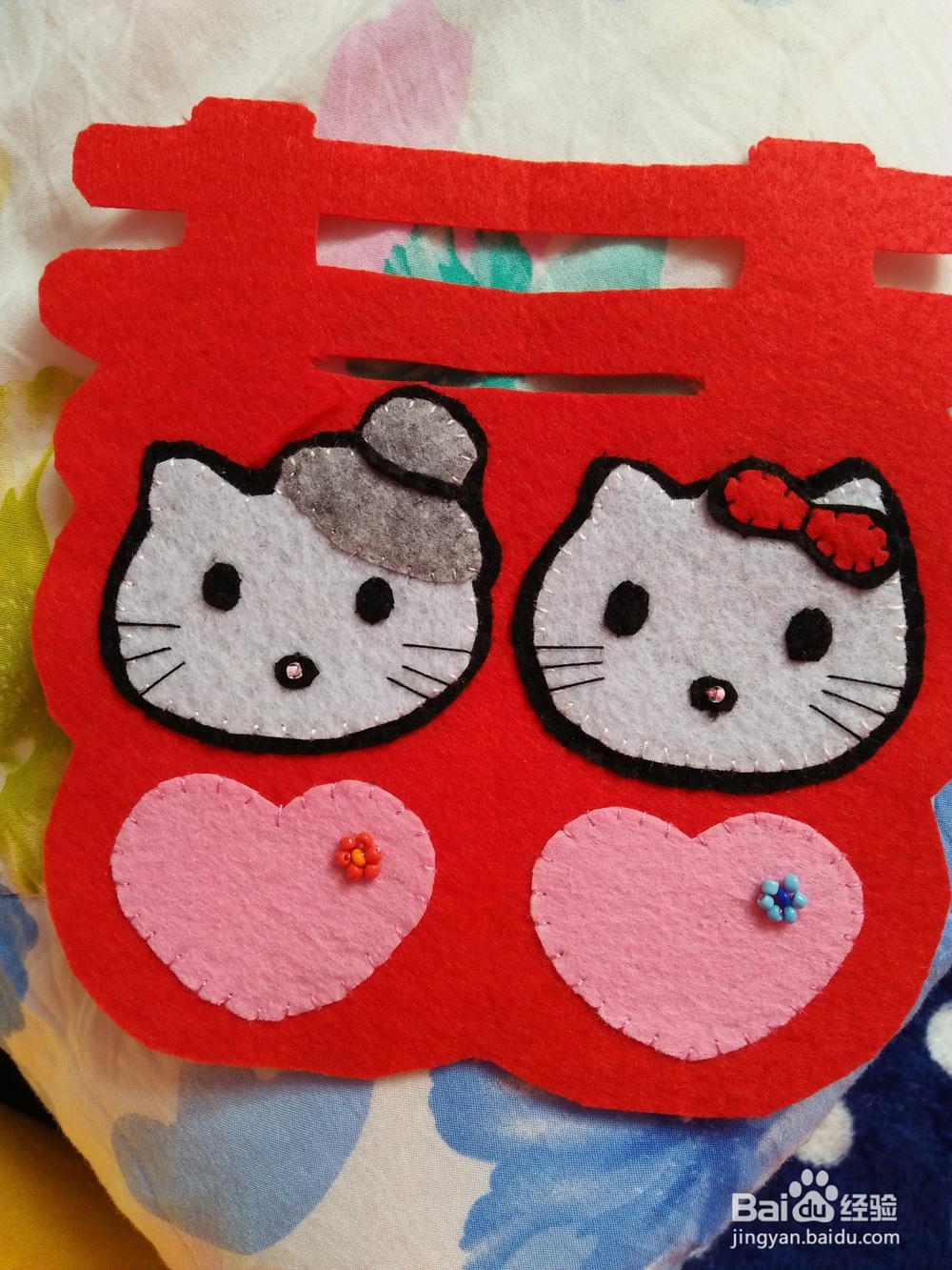 不织布带有红双喜的hello kitty怎么做