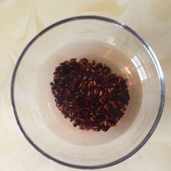 薰衣草紫米鲜奶布丁