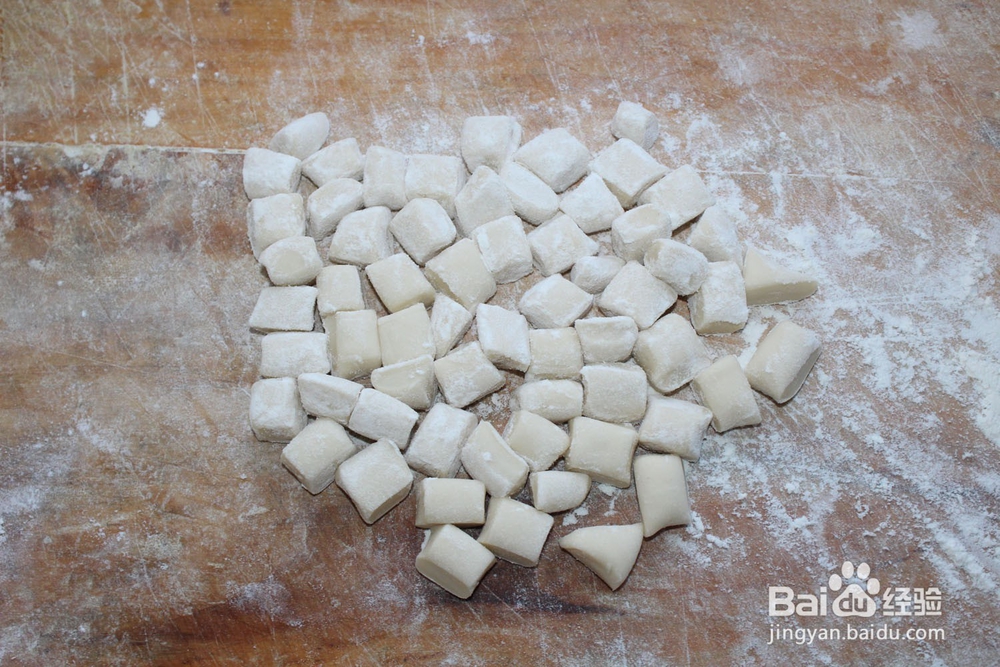 猫耳面火腿杂蔬汤